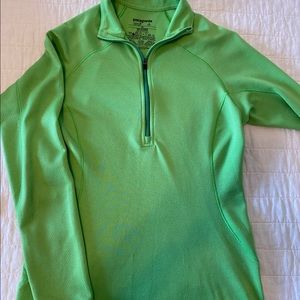 Patagonia Quarter Zip Size XS